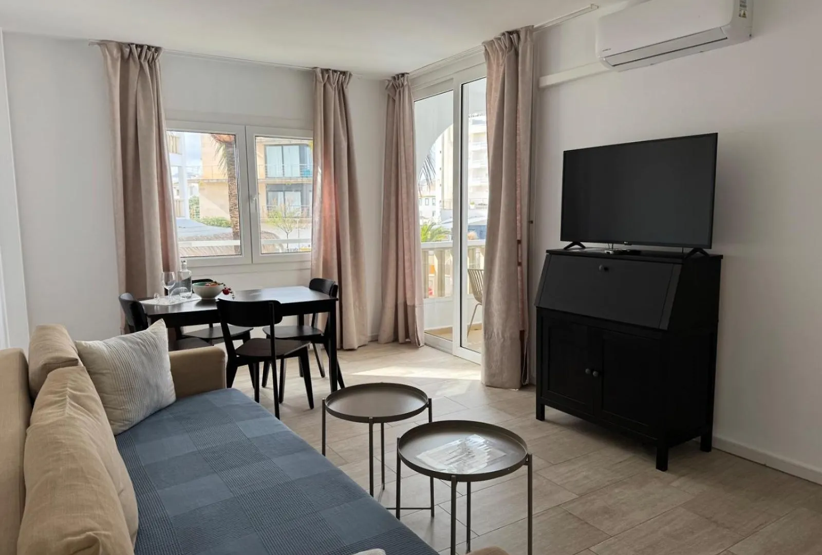 פורטוקולום Orange Colom - Seaside Apartments ספרד