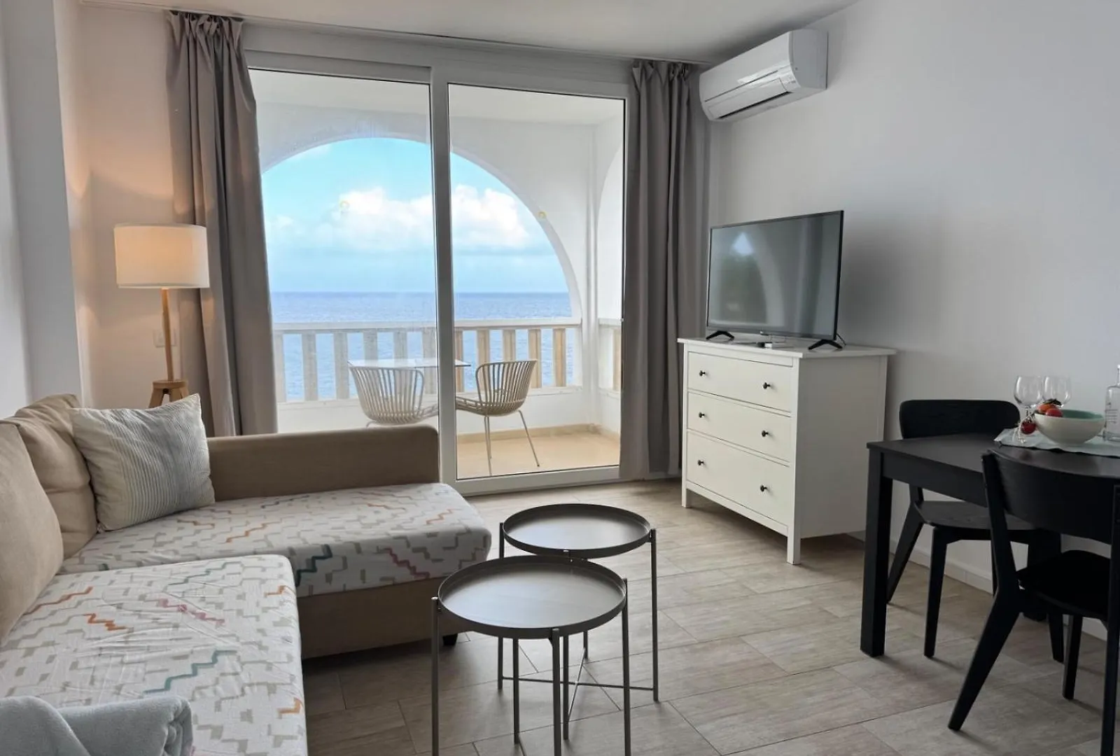 פורטוקולום Orange Colom - Seaside Apartments 3*,  ספרד