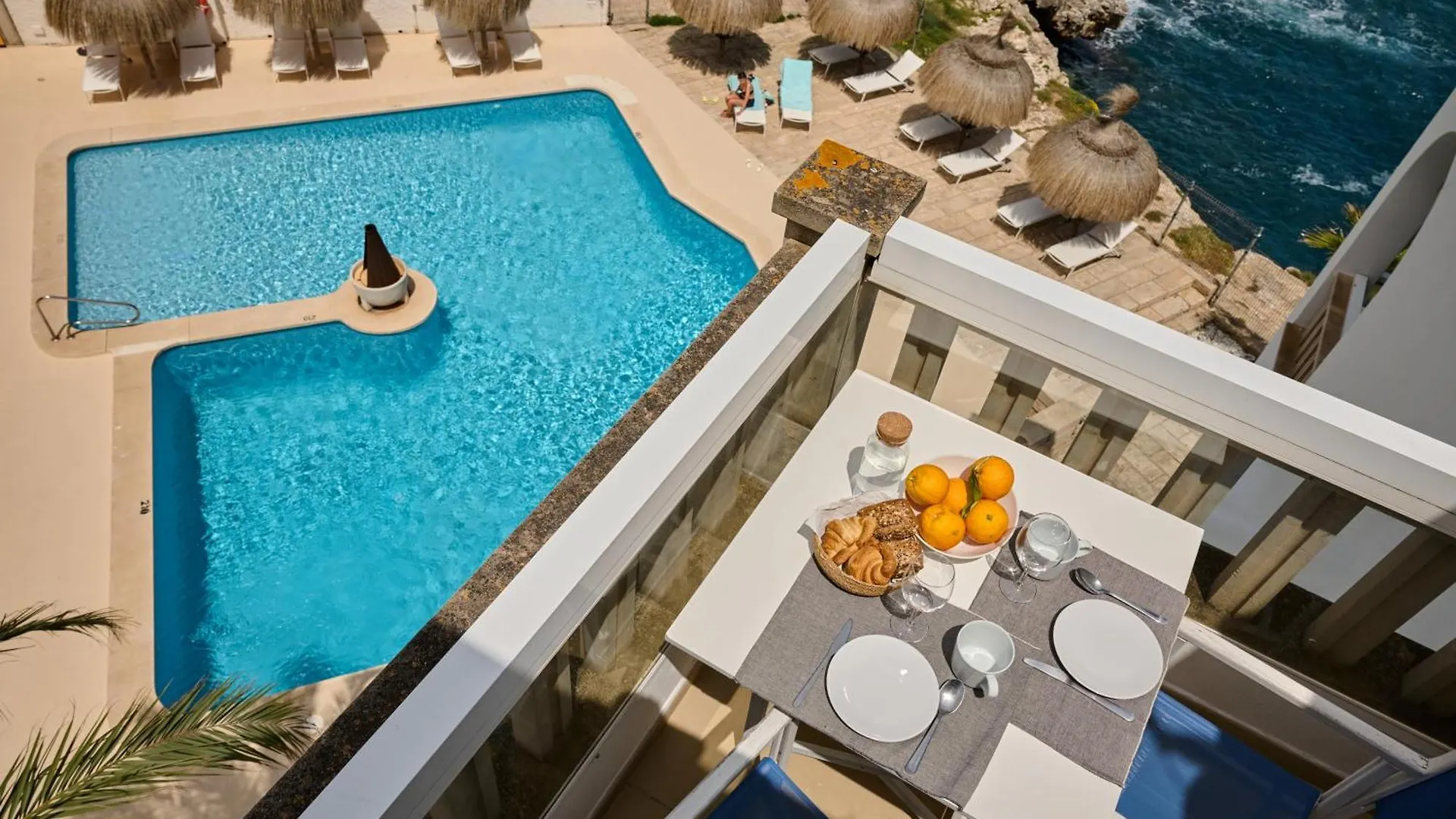 מלון דירות פורטוקולום Orange Colom - Seaside Apartments
