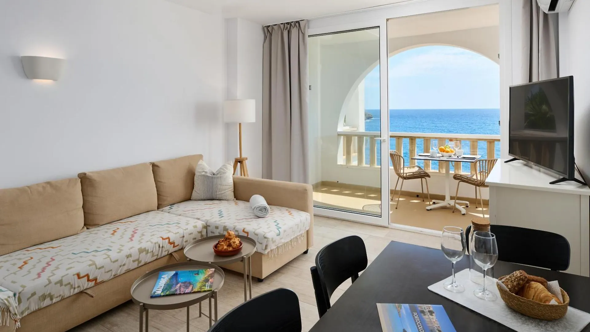 פורטוקולום Orange Colom - Seaside Apartments 3*,  ספרד