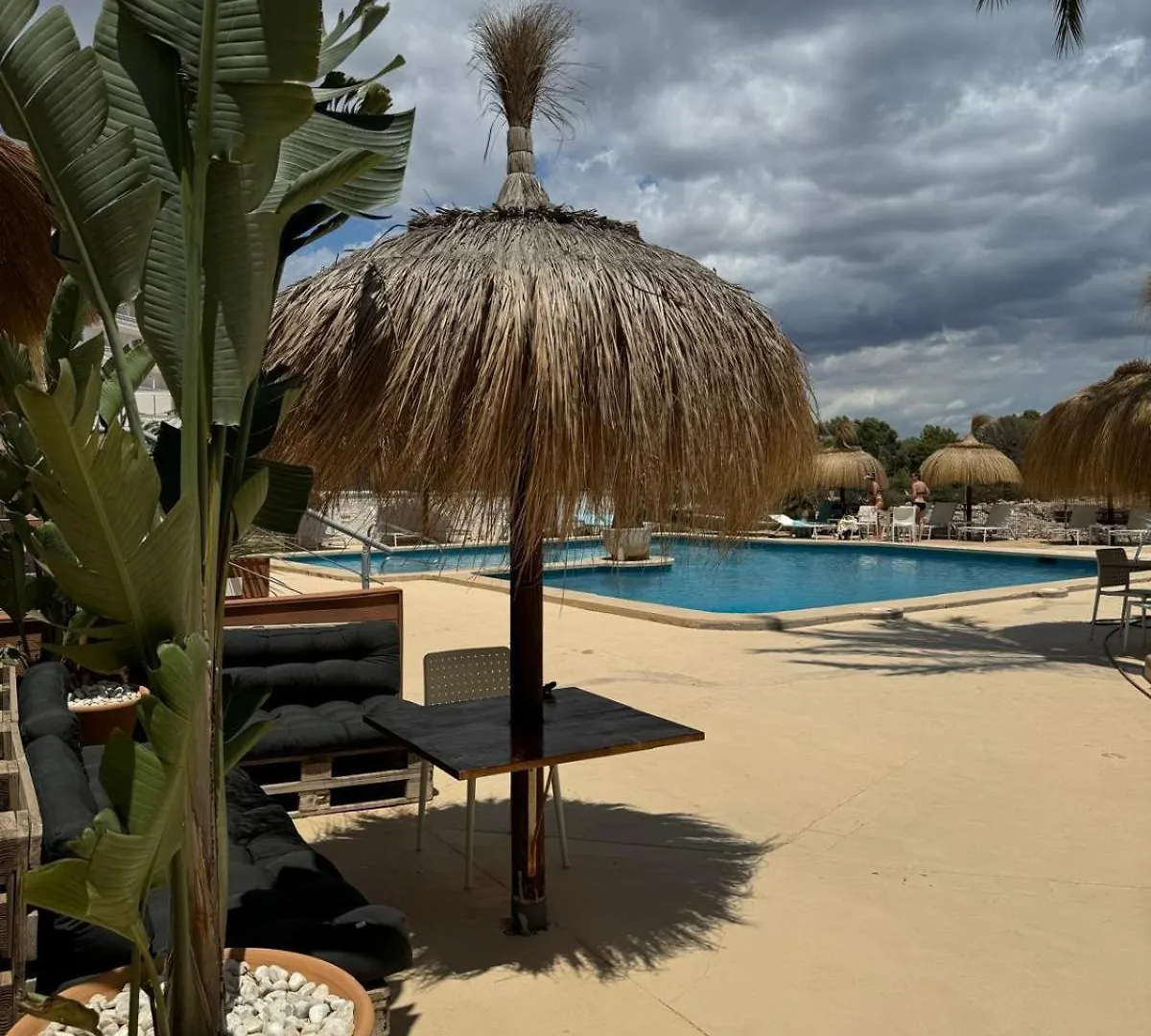 Apartahotel Orange Colom - Seaside Apartments Portocolom