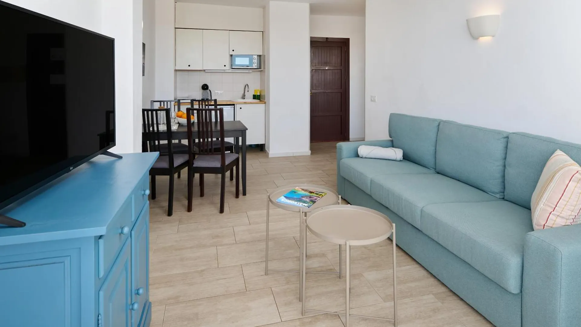 *** Apartahotel Orange Colom - Seaside Apartments Portocolom  España
