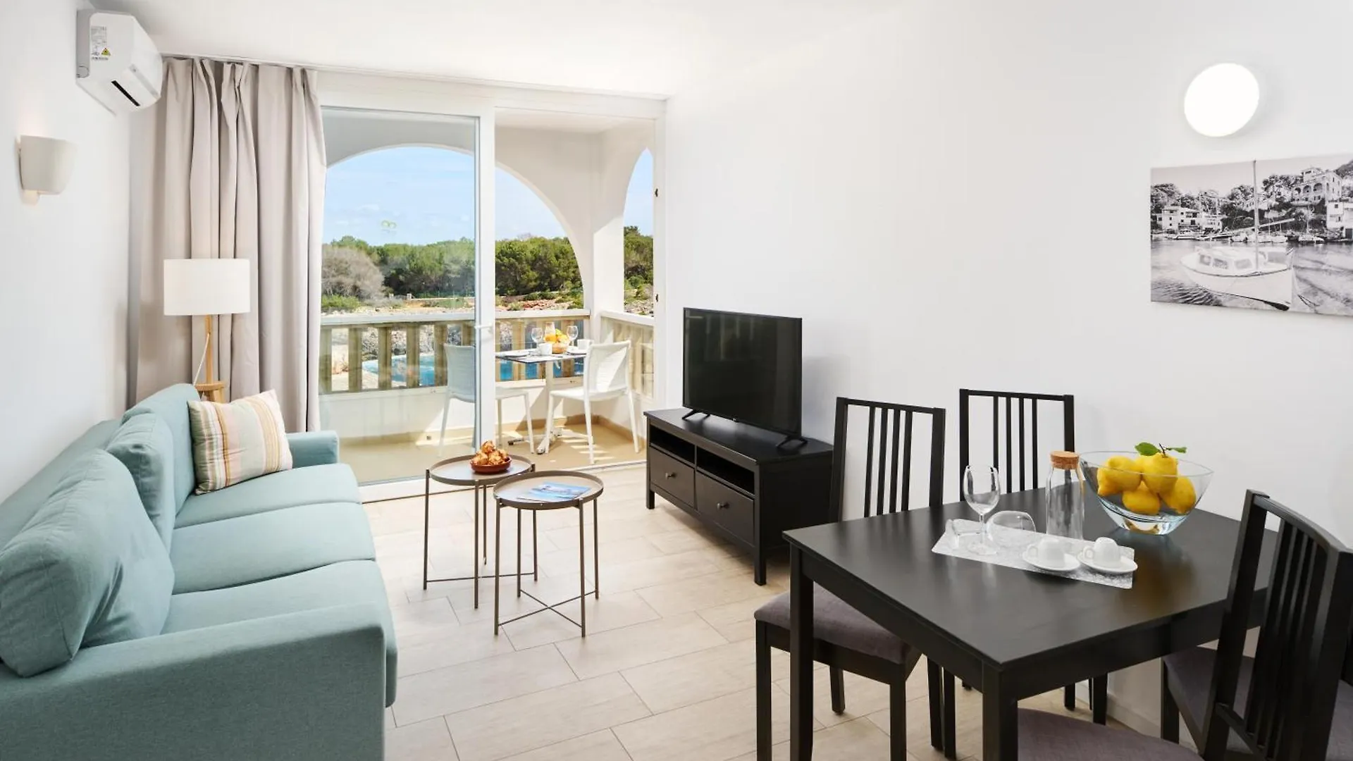 Apartahotel Orange Colom - Seaside Apartments Portocolom